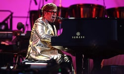 Elton John – hier auf einem seiner letzten Konzerte – hat eigenen Worten zufolge seit einer ...