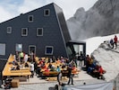 Auf der Seethalerhütte werden täglich Hunderte Gäste bewirtet.