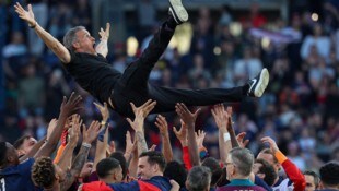 Ausgelassener Jubel bei Luis Enrique und seinen Männern