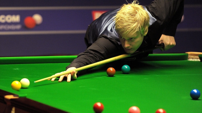 Neil Robertson ...