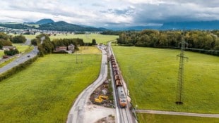 Auf der Lokalbahnstrecke wird es auch heuer wieder zu zahlreichen Bauarbeiten kommen. (Bild: Pressefoto Scharinger/Daniel Scharinger)