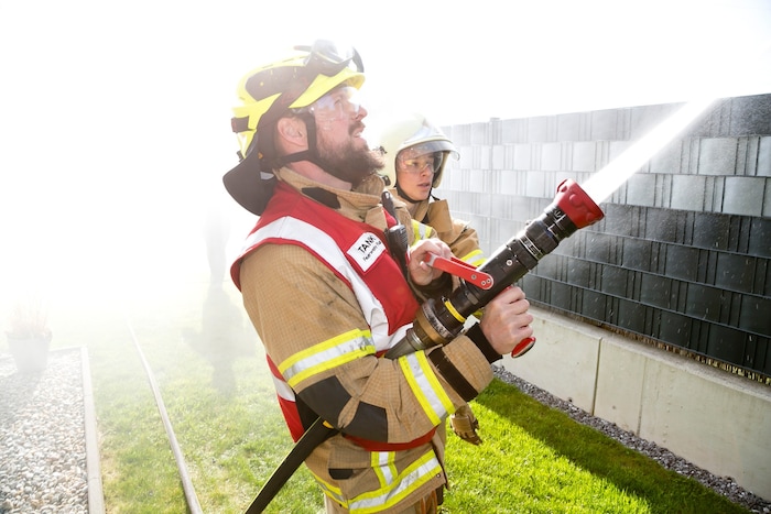 Menschen befanden sich glücklicherweise nicht mehr im Gebäude.