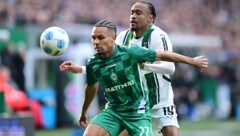 Nathan Ngoumou (re.) droht eine lange Pause. (Bild: GEPA)