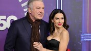 Hilaria Baldwin spricht über die Gründe, warum sie sich zu einer Bruststraffung entschieden hat.