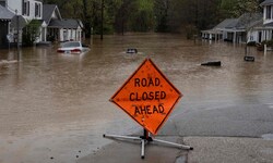 Bei schweren Unwettern in den USA sind seit Mittwoch mindestens 20 Menschen gestorben.
