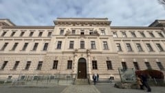 Am Landesgericht Wels wurde am Mittwoch ein 28-Jähriger verurteilt.