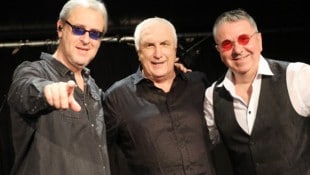 Hans Krankl (Mitte) mit den beiden Bandleadern Thomas Schreiber (li.) und Toni Matosic (Bild: Tomschi Peter)