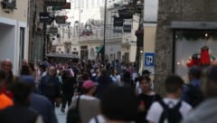 Die Mozartstadt lockt Touristen, aber auch Beschäftigte von internationalen Firmen, die nur für ...