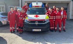 Notärzte, Sanitäter, eine Apothekerin u. v. m. stellen sich in den Dienst der guten Sache und ...