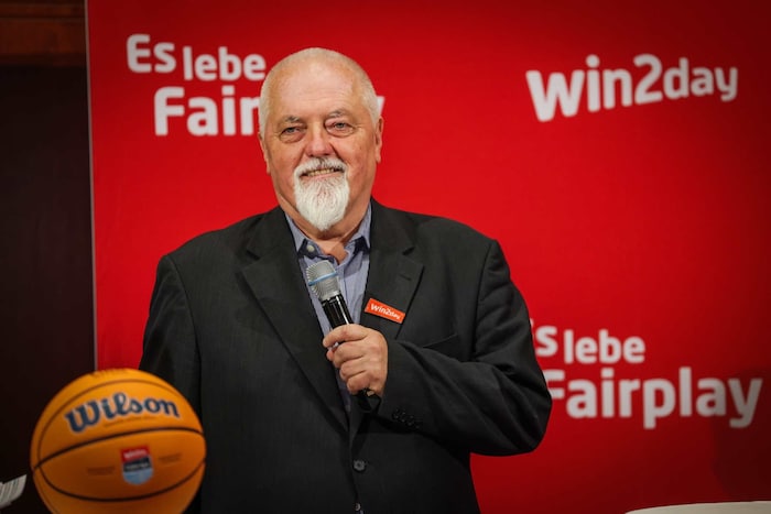 Basketball-Austria-Präsident Helmut Niederhofer ist auf der Suche nach Kompromissen