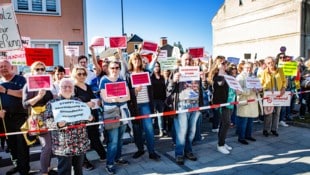 Ein Zehntel des gesamten Bezirkes Gmünd kämpft für „ihr“ Krankenhaus, das geschlossen werden soll. (Bild: Schindler Klaus)