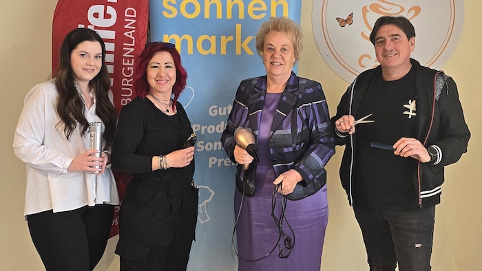 Chiara Pimperl, Volkshilfe- Präsidentin Verena Dunst, Friseurin Carina Krenn und Friseur- ...