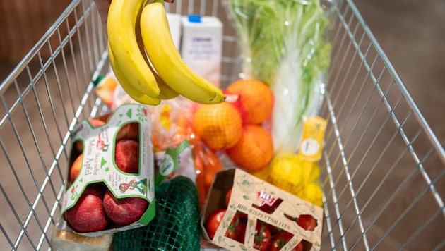 Die Arbeiterkammer hat wieder die Preise der günstigsten Lebensmittel verglichen (Symbolbild).