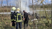 Die Maschine brannte nach dem Absturz völlig aus. 