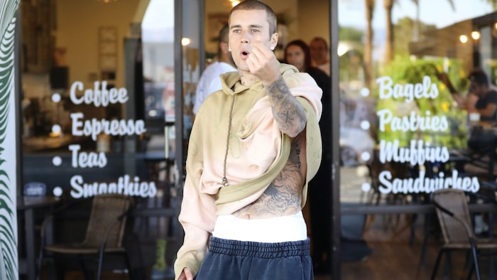 Erst in der letzten Woche beschimpfte Justin Bieber Paparazzi. Nach Aufnahmen wie diesen sind ...