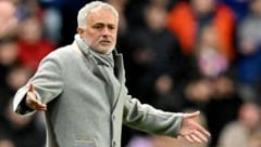 Heftige Vorwürfe gegen Jose Mourinho (Bild: AFP/APA/ANDY BUCHANAN)