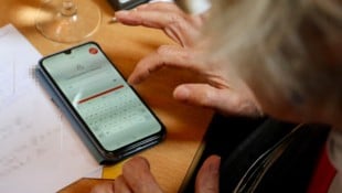 Oftmals passiert Weiterbildung im Sinne der Digitalisierung in der Familie. Wenn nicht, bietet ...