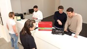 Die meisten Kunden bevorzugen den persönlichen Kontakt im Pfandleihhaus.