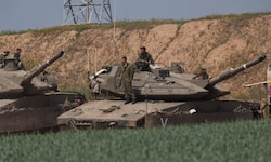 Israelische Kampfpanzer an der Grenze zum Gazastreifen