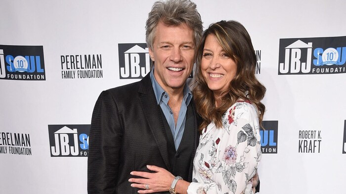 Jon Bon Jovi und Ehefrau Dorothea gründeten die „JBJ Soul Kitchen“ 2011.