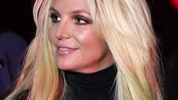Hat Britney Spears etwa ein kleines Mädchen adoptiert? 