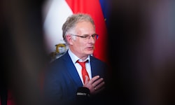 Finanzminister Markus Marterbauer muss ein immer größer werdendes Budgetloch stopfen. 
