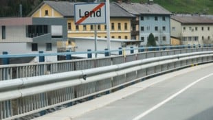 Der Tatort: die Arzhofbrücke in Lend.