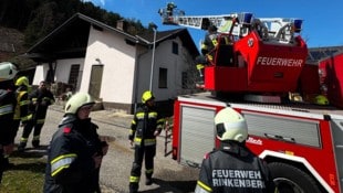 „Dank des schnellen Eingreifens der ersten Einsatzkräfte konnte der Brand bereits in der ...