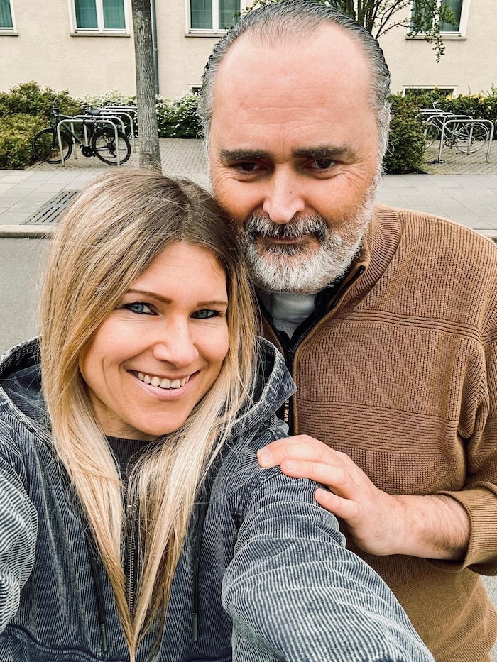 Mit Gattin Julia trat er am Samstag die Heimreise an.