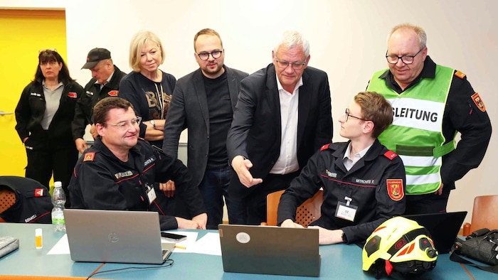 Auch Eisenstadts Bürgermeister Thomas Steiner verschaffte sich vor Ort ein Bild und lobte die ...