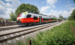 Während der Sperre der neuen Weststrecke fahren die ÖBB-Züge auf der Wienerwald-Trasse.