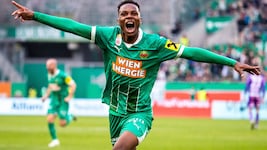 Mamadou Sangare – vor einem Jahr noch im Dress des SK Rapid und nun für 50 Millionen Euro vom RC ...