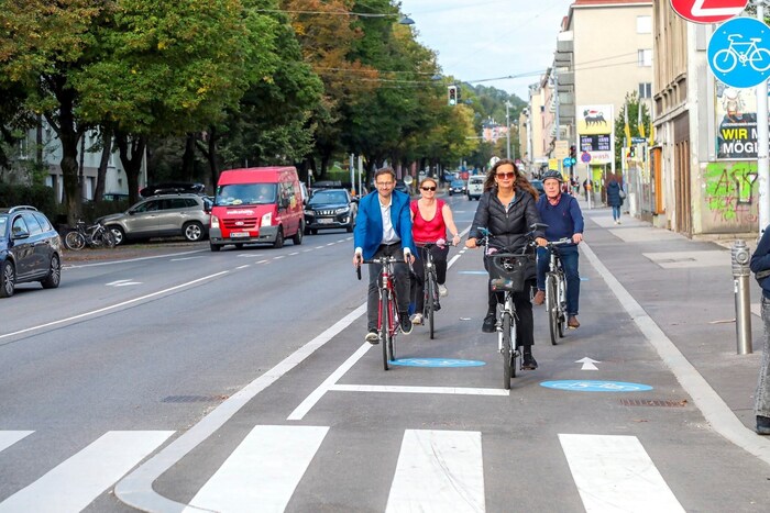 Der Radweg in der Krottenbachstraße im 19. Bezirk ist insgesamt 1,7 Kilometer lang. Auch ...