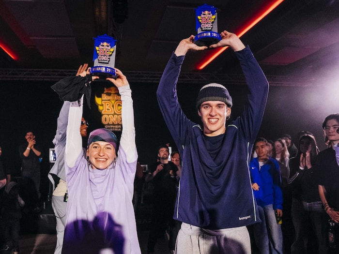 Riesenfreude nach dem Triumph: B-Girl Jana und B-Boy Marox.