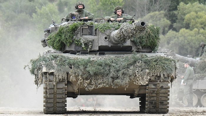Panzer Leopard 2 auf dem Truppenübungsplatz Allentsteig