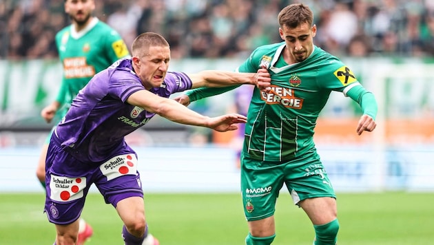 Rapids Stürmer Andrija Radulovic (r.) verstärkt leihweise die Hartberger.