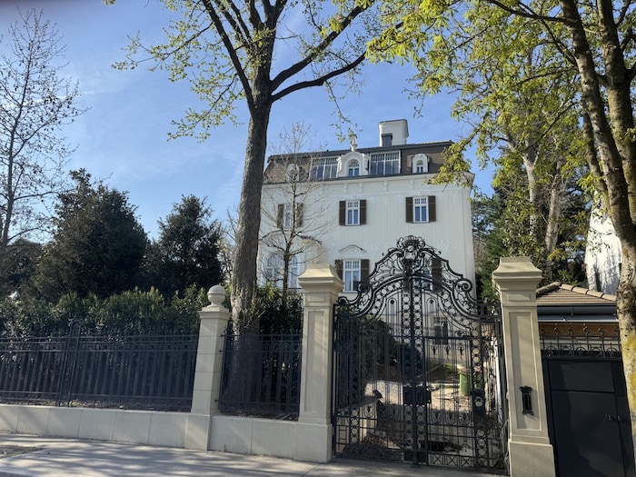 31 Millionen versenkt? Hallmanns Baustelle in Wien