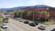 Im Gebäude des früheren „Allgemeinen Rechenzentrums“ war zuletzt die Tiroler Versicherung ...