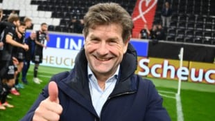 Daumen hoch! Nach dem bitteren Europacup-Aus hat Didi Riegler nun wieder gute Laune.