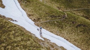 Auf Altschneefeldern kommt es in den heimischen Bergen immer wieder zu schweren Unfällen (Bild: EXPA/ JFK)