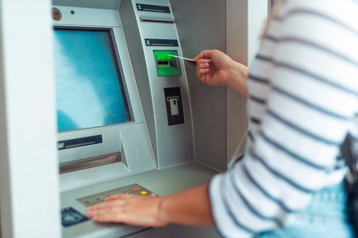 Je nach Art des Kontos verlangen Banken mehr oder weniger Gebühren von ihren Kunden und ...