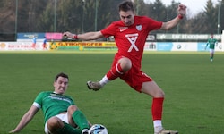 Grödigs Daniel Leitz (re.) schoss Bürmoos k. o. 