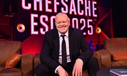 Stefan Raab begleitet das Wiener Duo Abor &amp; Tynna, die für Deutschland beim ESC antreten, in ...