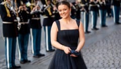 Prinzessin Isabella feiert am 21. April ihren 18. Geburtstag, die Feierlichkeiten dauern aber schon mehrere Tage. Am Dienstag legte sie einen strahlenden Auftritt in Kopenhagen hin. (Bild: EPA/IDA MARIE ODGAARD)