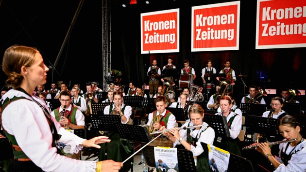 Euer Auftritt vor 20.000 Menschen (Bild: Wenzel Markus)