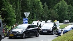 Die Kontrolle der Fahrverbote kostet das Land heuer rund eine halbe Million Euro.  (Bild: ZOOM Tirol)