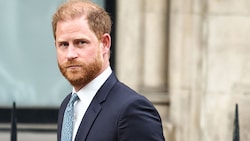 Prinz Harry soll von seinem Vater ignoriert werden. Briefe und Anrufe blieben laut Insidern zuletzt unbeantwortet.  (Bild: AFP/HENRY NICHOLLS)