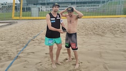 Nach dem Diebsahl des Preisgeldes ist die Brieftasche von Robin Seidl leer – Partner Xandi Huber ...