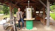 Geschäftsführer Michael Unterweger stellt die neue Sinnesstation vor, die ab 25. April besucht ...