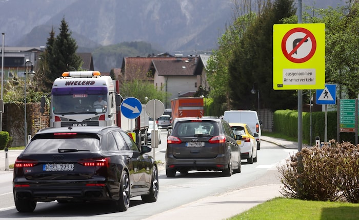 Viele Stauausweicher fuhren von der A10 ab und quälten sich durch die Gemeinden.